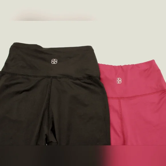 Bundle of 2 Daily Fuerte Biker Shorts – Size S - Picture 4 of 4